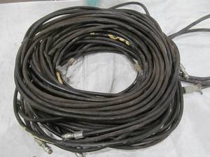 lot 394 image: air hose, trailer connector
