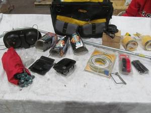 lot 403 image: hardware