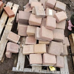 lot 23 image: Concrete Pavers