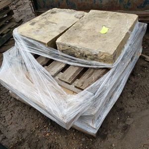 lot 38 image: Limestone Steps