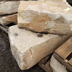 lot 110 image: Sandstone Outcroppings