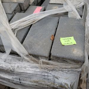 lot 114 image: Concrete Wall Block