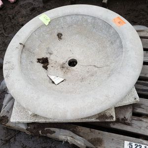 lot 118 image: Concrete Bird Bath