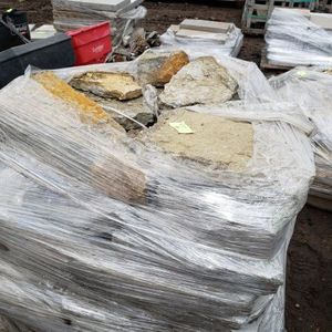 lot 135 image: Platteville Limestone