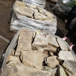 lot 144 image: Limestone WallStep Stone