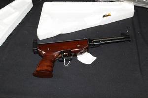 lot 220 image: Tech Force QS35 .177 Air Pistol