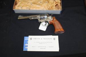 lot 244 image: Smith & Wesson 19-4 .357 Combat Magnum Revolver