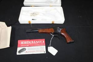 lot 252 image: ThompsonCenter Arms .44 Mag Bull Barrel Contender Pistol