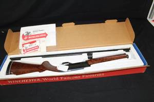 lot 254 image: Winchester GSX 1035 XTR Super-X Model1 Semi-Automatic Shotgun