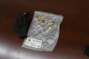 lot 262 image: Brauer Bros. Mfg.Co. Nylon Gun Holster