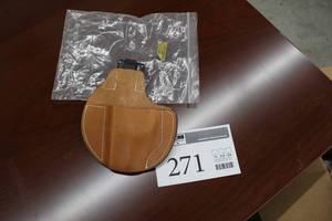 lot 271 image: Pager Pal Leather Gun Holster