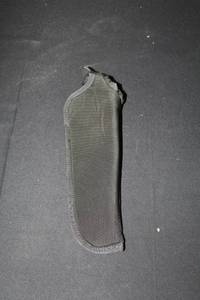 lot 334 image: Bianchi Cyclone II Knife Holster