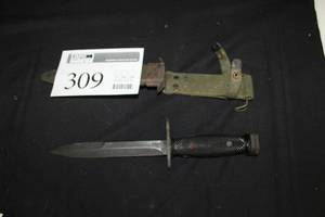 lot 309 image: U.S. Army Knife with Sheath
