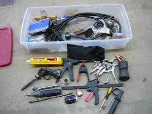 lot 58 image: Tools & Tote Clamp, Vice Gripes, Bites, 12 Ratchet, Soldering Gun, Washer hoses, Boat Gripes, Boat Bumper