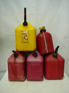 lot 70 image: 5- Fuel and Gas cans