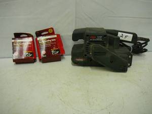 lot 25 image: Skill 34 HP Belt Sander Works 2 Extra Belts 3 x 18