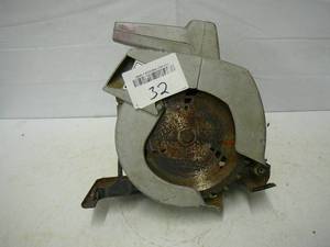 lot 32 image: Black & Decker 1 Hp 7 14 Circular Saw Works