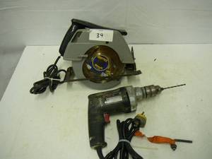 lot 39 image: Sears 7 Circular Saw Works Skill 12 Drill Works