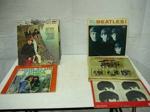lot 109 image: Records Beatles- 7 count, Sonny and Cher 1, Rolling Stones 2