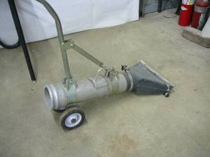 lot 121 image: 6 Vac End Wheels & Handle