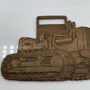 lot 5 image: Allis Chalmers Vintage Watch Fob