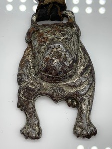 lot 22 image: Vintage Avery Bulldog Tractor Watch Fob