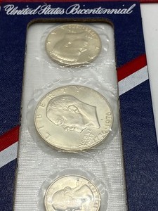 lot 98 image: United States Bicentennial Silver Uncirculated Set