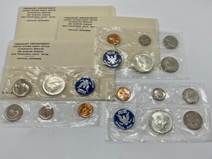 lot 104 image: (3) 1965 U.S. Treasury Department Coin Proof Sets
