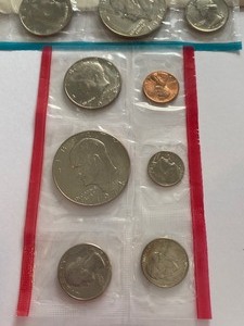 lot 140 image: 1974 U.S. Mint Uncirculated Coin Set