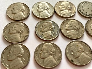 lot 143 image: 1904 Nickel and More Silver Nickels and Dimes