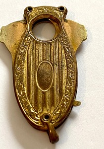 lot 53 image: Vintage Gold Filled Cigar Cutter Watch Fob