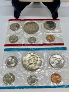 lot 157 image: U.S. States 1975 Coin Proof Set
