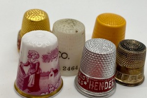 lot 177 image: Vintage Sewing Notions including Vintage Thimbles