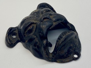 lot 191 image: Antique Cast Metal Wall Mounted Dog Figurine Bottle Opener
