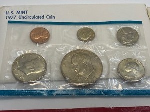 lot 216 image: (2) 1977 U.S. Mint Uncirculated Coin Sets