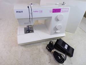lot 61 image: Sewing Machine