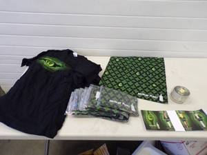 lot 33 image: Absolute Pear 4 T Shirts, Handkerchiefs and Table Advertising