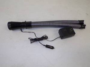 lot 40 image: Electric Boot Dryer, 110 and 12v