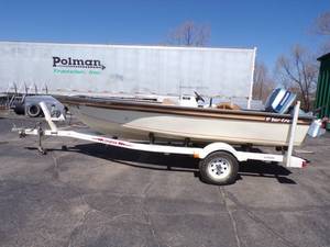 lot 6 image: 1983 Yar Craft Boat with trailer and 90 HP Evinrude Motor