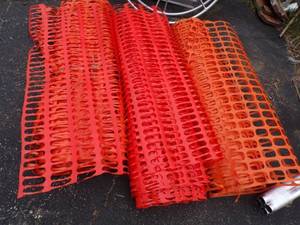 lot 89 image: 3 Rolls of Snow fencing