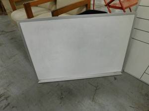 lot 50 image: 3 - Dry Erase Boards