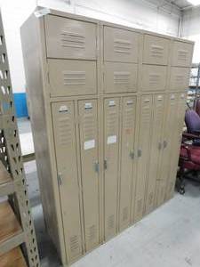 lot 92 image: Penco Employee Lockers - 60(w) x 72(h) x 18(d)