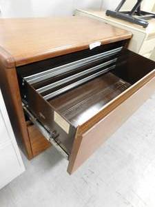 lot 123 image: Wood Finish 2 Drawer File Cabinet - 36(w) x 29(h) x 19.5(d)