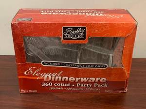 Plastic Dinnerware