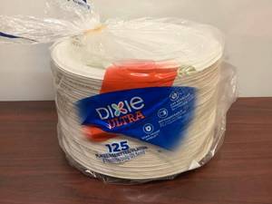 Dixie Ultra Paper Plates