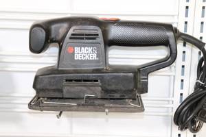 lot 20 image: Sanders & Cordless Drill