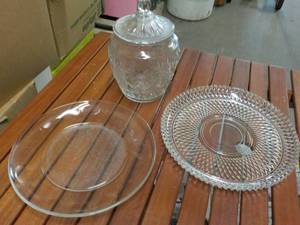 Glass Cracker Jar with Lid and 2 gl...