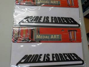 Set of 2 Metal Art Wall Display...