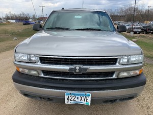 2004 Chevy Suburban 4x4 -No Reserve-