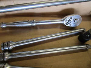 lot 29 image: Snap-on 12 Drive Ratchet, Breaker Bar, Extensions, Sockets